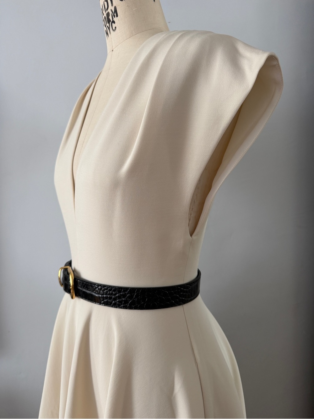 Brandon Maxwell Cream Sleeveless V-Neck Fit-and-Flare Dress - Picture 5 of 5